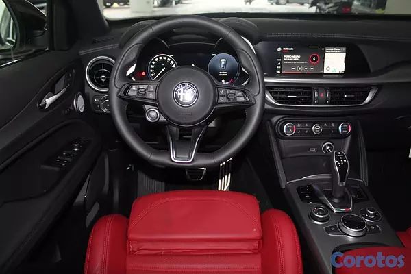 jeepetas y camionetas - Alfa Romeo Stelvio 9