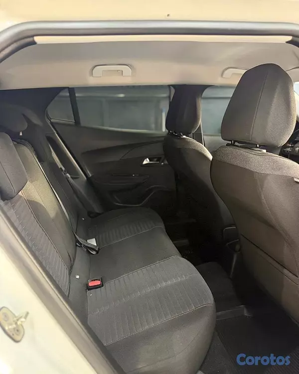 jeepetas y camionetas - Vendo peugeot 2008 año 2021 7