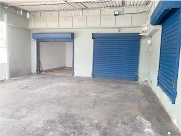 oficinas y locales comerciales - Local céntrico en Bella vista  3