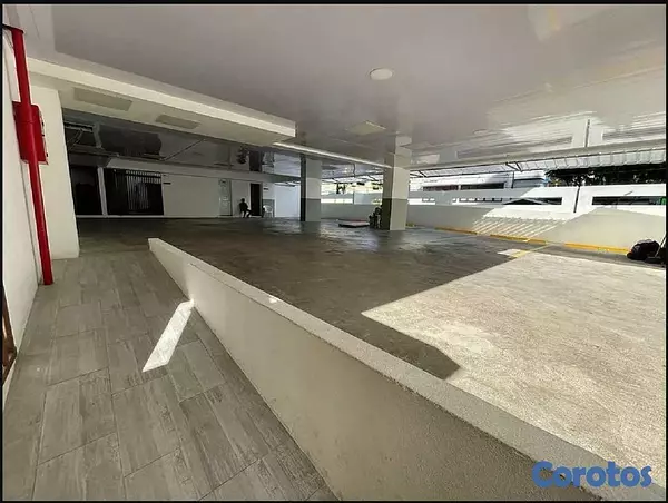 penthouses - Penthouse en Evaristo Morales de 3 habitaciones y 3 parqueos 8