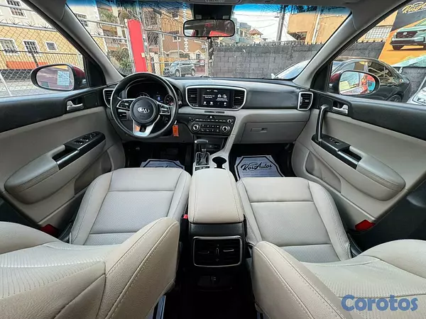 jeepetas y camionetas - Kia Sportage LX 2020 8