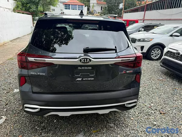 jeepetas y camionetas - kia seltos 2021 12