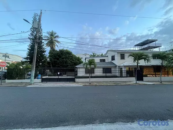 casas - Casa de 404m2 para vivienda o comercial en alquile 8
