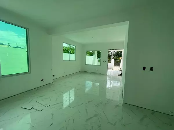 casas - Casa Nueva en Proceso de Terminación, Corona Plaza 2