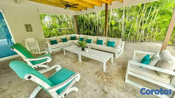 casas vacacionales y villas - Vendo Hermosa Villa de 2 Niveles en Juan Dolio 4