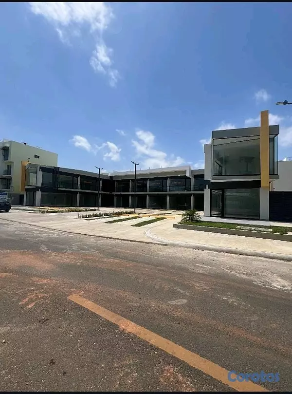 oficinas y locales comerciales - Alquilo Local Nuevo en Ciudad Juan Bosch  2
