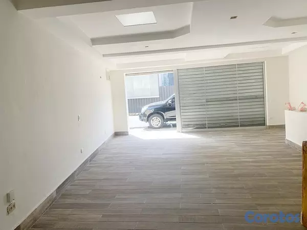 oficinas y locales comerciales - Local céntrico en Evaristo  2