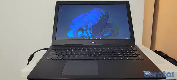 computadoras y laptops - Dell Slim 17 Pulg Core i7 8va Gen Ram 16gb ddr4 Disco 512gb Video intel Y Radeon 1