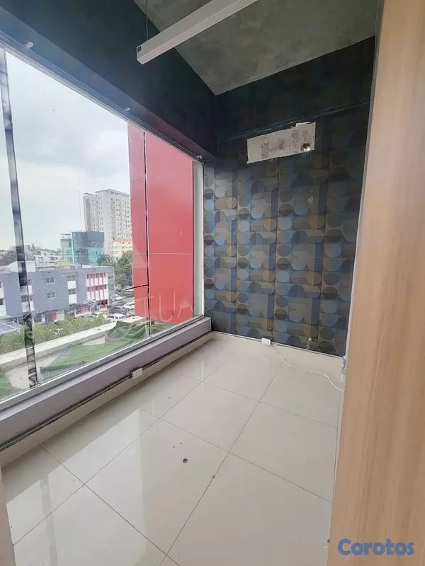 oficinas y locales comerciales - hermoso local en renta en bella vista  3