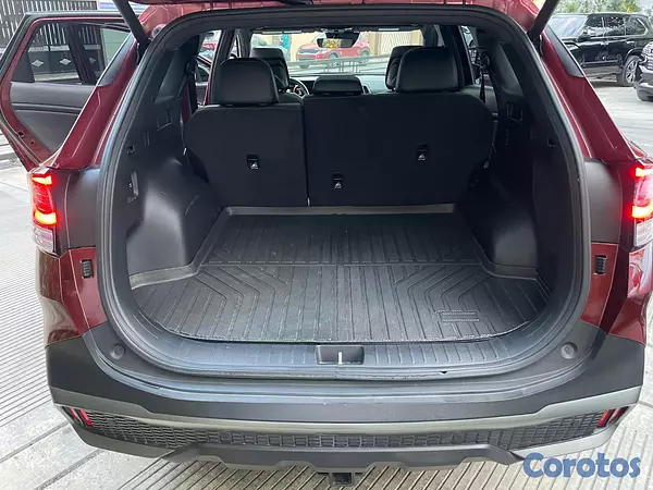 jeepetas y camionetas - Kia Sportage 2023 12