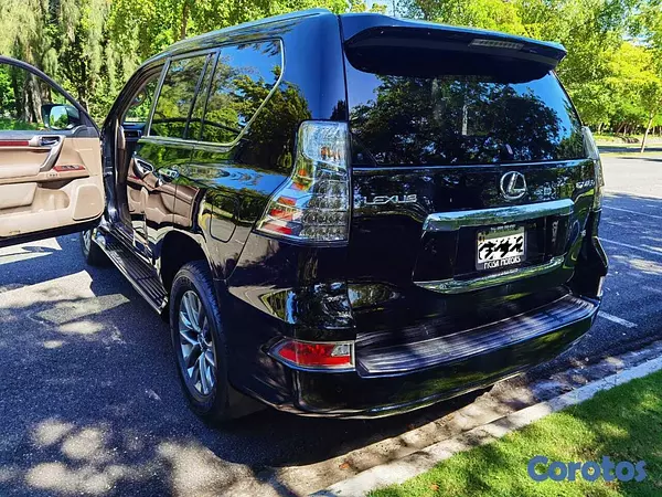 jeepetas y camionetas - Jeepeta Lexus GX 460 LUXURY en Venta 8