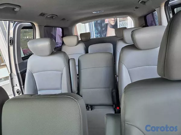 otros vehiculos - HYUNDAI GRAND STAREX 2021 GRIS 10