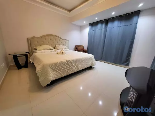 apartamentos - Alquiler 3 Hab. con terraza y ascensor 2
