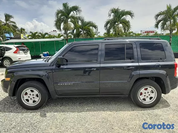 jeepetas y camionetas - Jeep Patriot 2016 – Sport – 2.0L de Oportunidad Negociable.  6