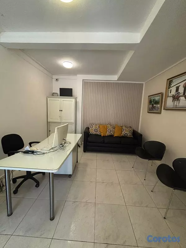 oficinas y locales comerciales - Se renta Local comercial en La Zurza  4