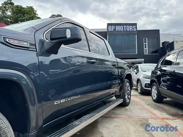 jeepetas y camionetas - GMC SIERRA DENALI 2022  11