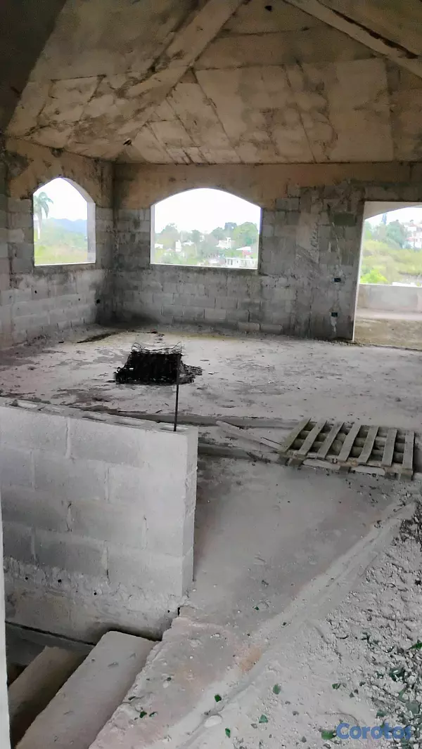 casas - gran oportunidad de inversión, amplia casa en obra gris.  11