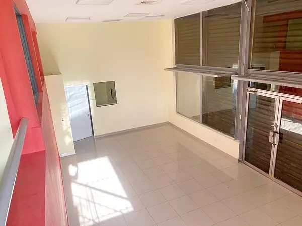 oficinas y locales comerciales - Alquiler local céntrico en Evaristo  10