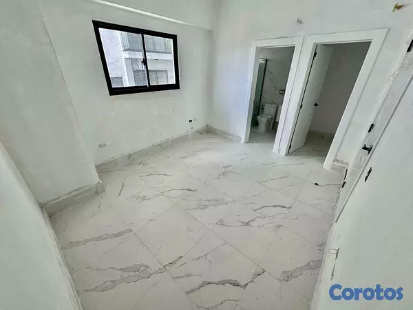 apartamentos - Vendo 2da con Terraza Evaristo Morales wi  5