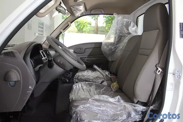 camiones y vehiculos pesados - Hyundai H-100 7