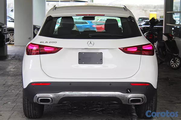 jeepetas y camionetas - Mercedes-Benz Clase GLA 200 2026 4