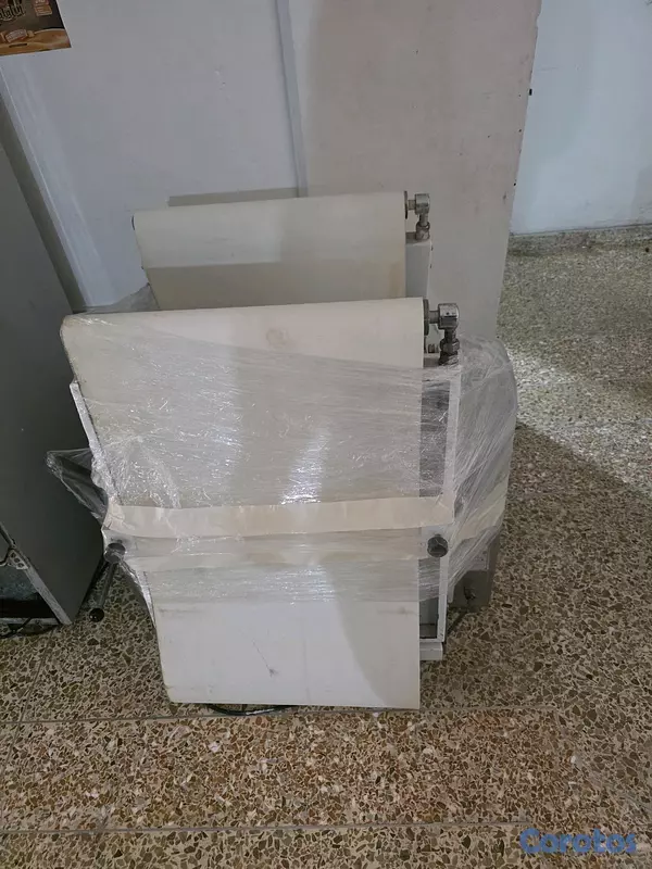 equipos profesionales - laminadora para masas 2