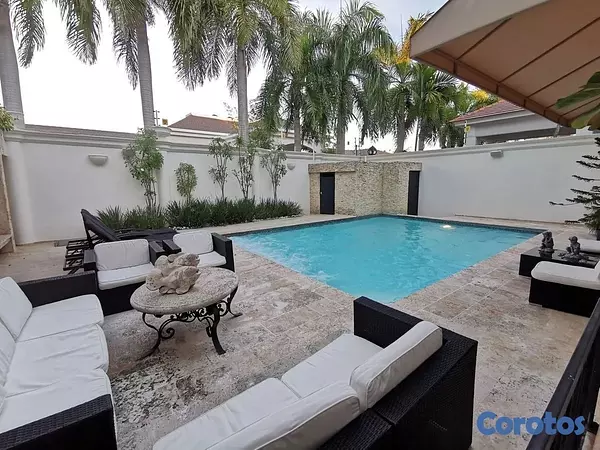 casas - Casa en Bella Vista para embajadas  5