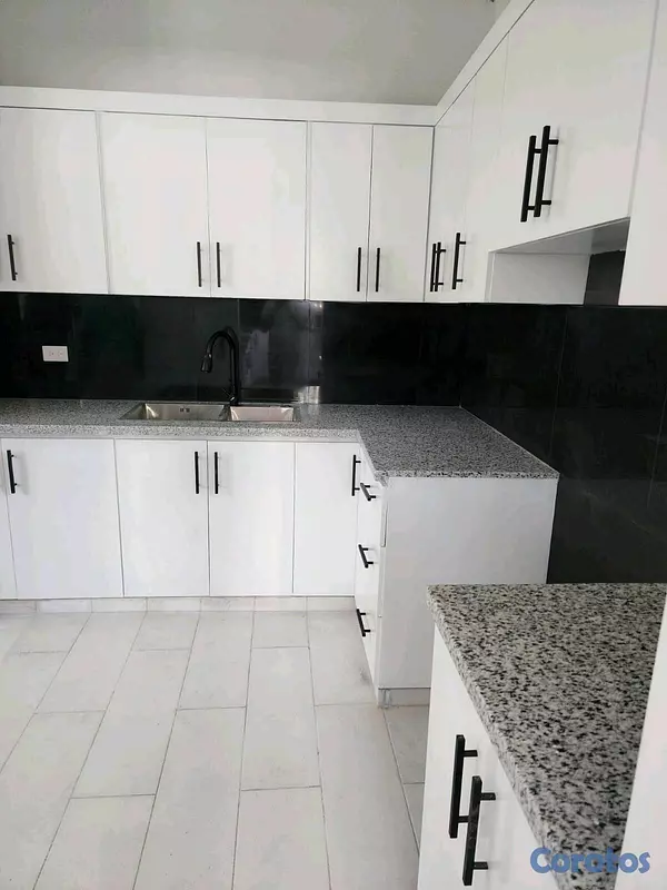 casas - Venta de Casa en Colinas del Oeste de 3 niveles  8