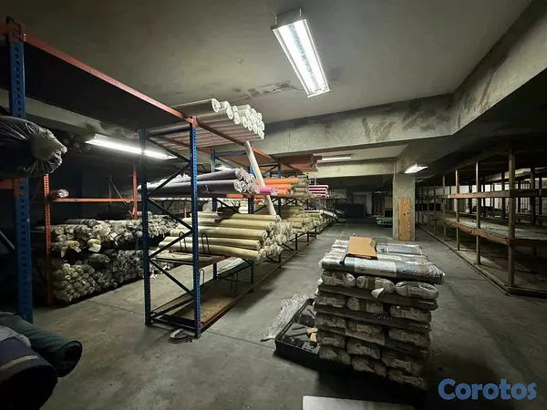 oficinas y locales comerciales - Local Comercial en Alquiler en Zona Colonial 

Código: PD627
 5