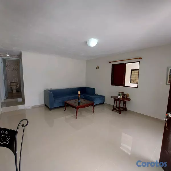 casas - DE OPORTUNIDAD! Se Alquila Hermoso Apartamento Amueblado en Constanza 10