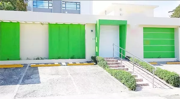 oficinas y locales comerciales - Local céntrico en los prados 4