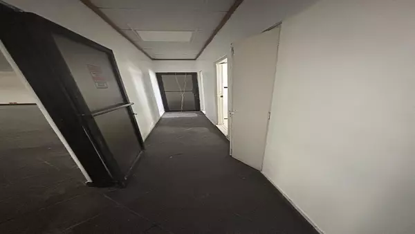oficinas y locales comerciales - Alquiler Local Comercial Naco 2do piso 76Mts 3