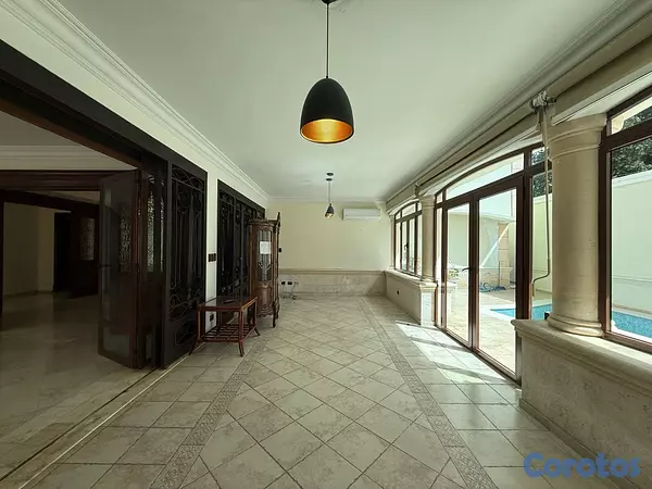 casas - casa en Cacicazgos  en alquiler de de 4 hab y piscina US 5,800 5