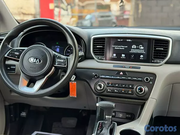 jeepetas y camionetas - Kia Sportage LX 2020 9