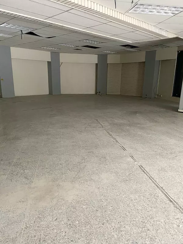 oficinas y locales comerciales - Local en primer nivel 3