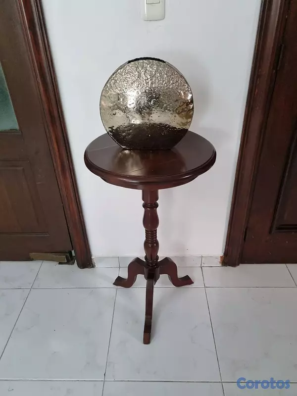 muebles y colchones - Mesa alta en caoba 2