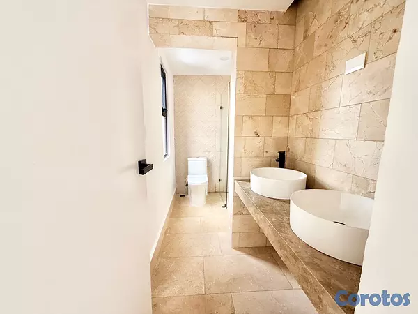 apartamentos - vendo Miramar Sur vista al mar tres habitaciones con su baño 3 parqueos balcón 5
