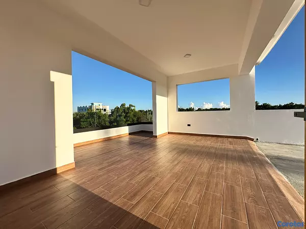 casas - venta de casa con piscina en la autopista de san isidro Santo Domingo este  4