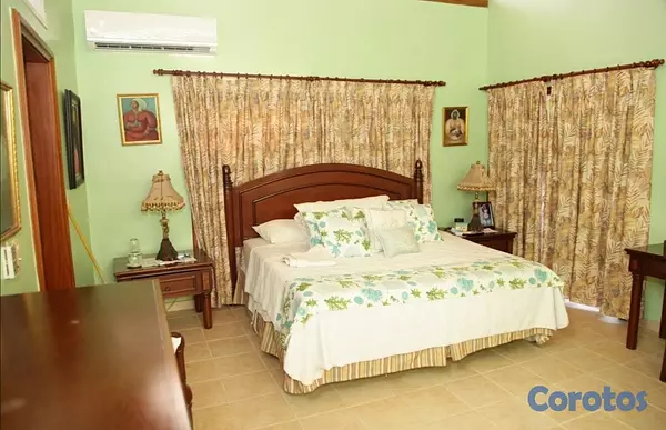 casas vacacionales y villas - Venta: Excelente villa en Guavaberry, frente al ca 5