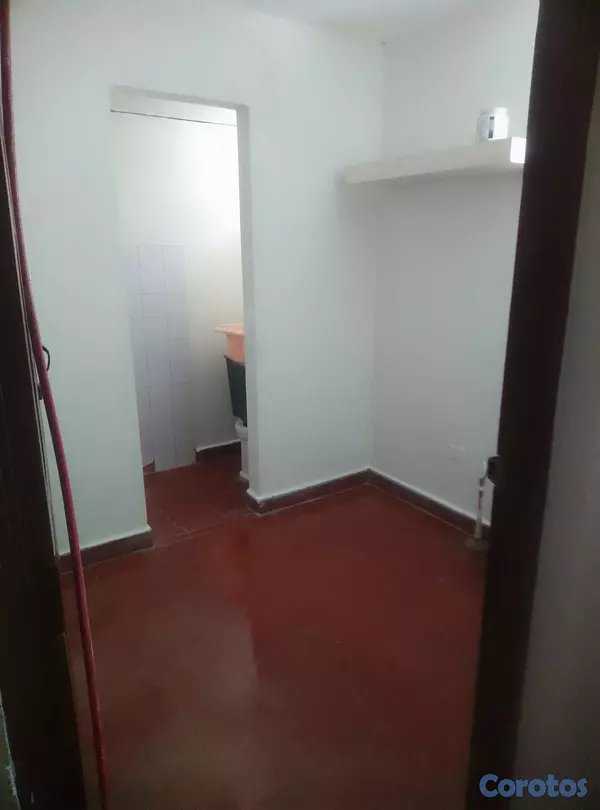 apartamentos - SE VENDE SIN INTERMEDIARIO UN APARTAMENTO CLÁSICO  18