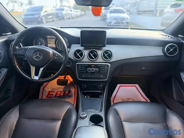 carros - Mercedes Benz CLA250 2014 6