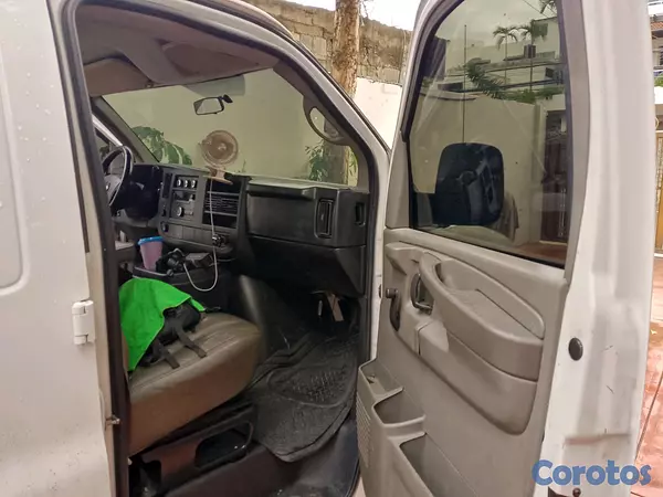 jeepetas y camionetas - Chevrolet Express 2008 5