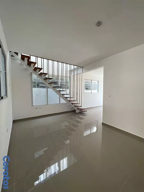 casas - Venta de casa en proyecto cerrado con piscina en la autopista de san Isidro 2