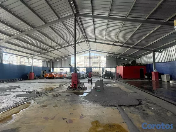 oficinas y locales comerciales - Nave en venta invivienda  2