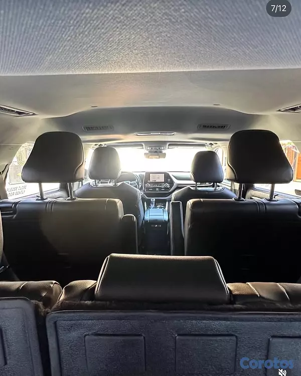 jeepetas y camionetas - Toyota Highlander HYBRID XLE 2023 7