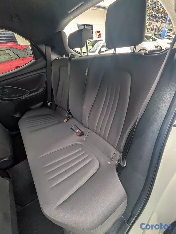carros - TOYOTA YARIS 2021 10