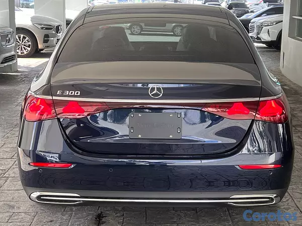 jeepetas y camionetas - Mercedes-Benz Clase E 300 2026 3