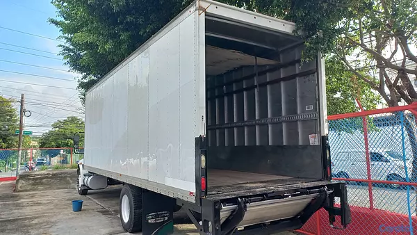 camiones y vehiculos pesados - International Durastar 4300 año 2018 Motor Cummins 3