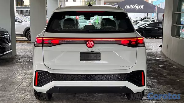 jeepetas y camionetas - Volkswagen Tiguan R Design 2026 7