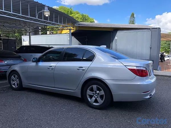 carros - bmw 525i 2009 5